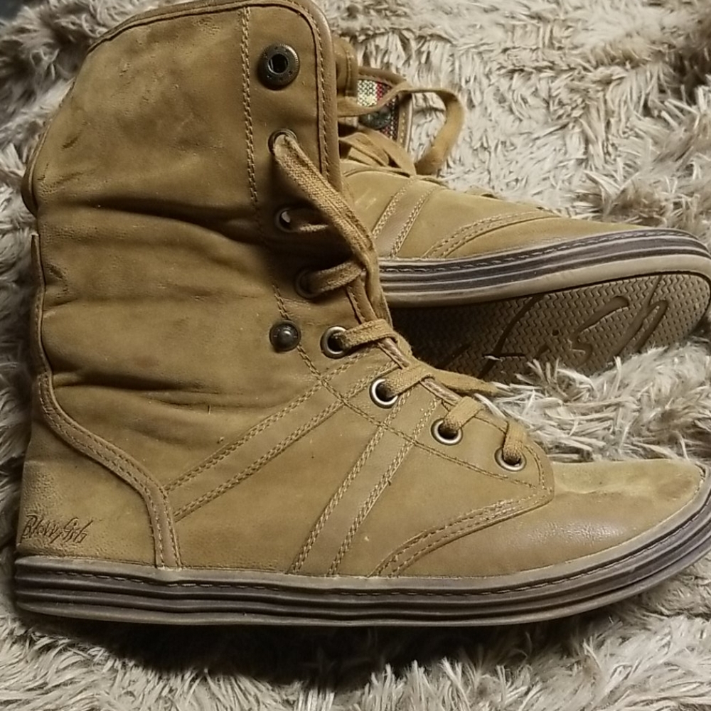 Blowfish Moccasin Boots